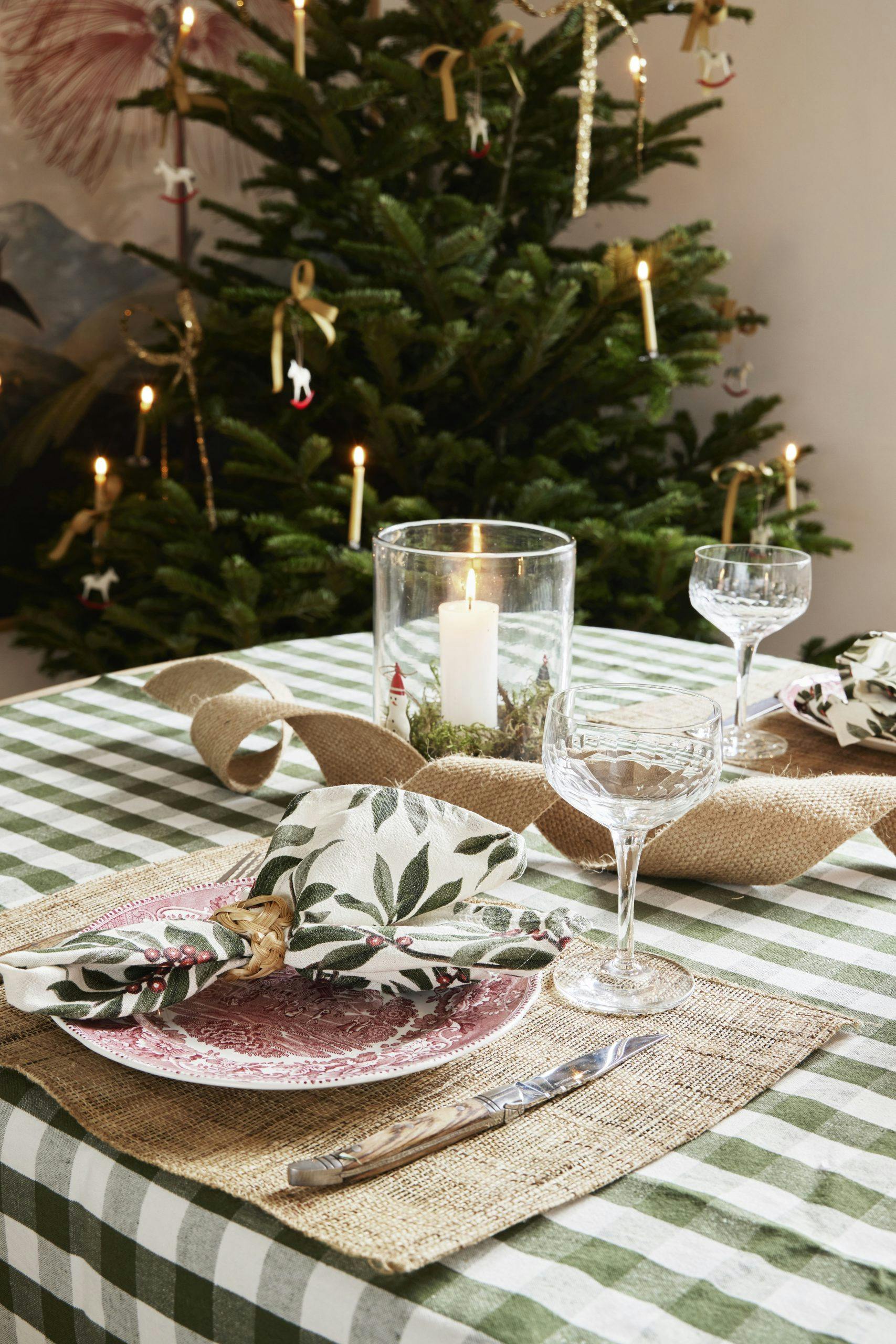 PernilleTeglgaard241103 Borddekking til jul